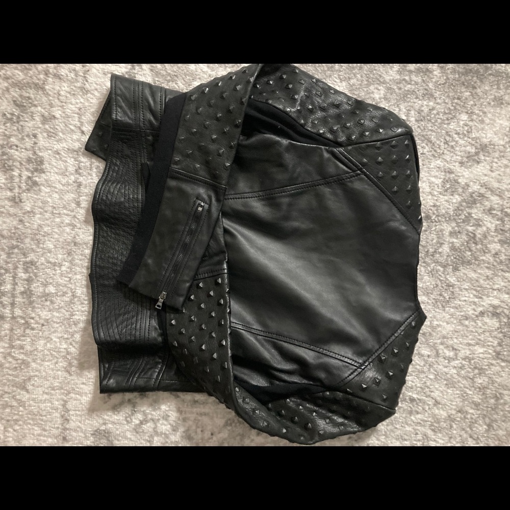 BCBG leather jacket - Picture 3 of 4